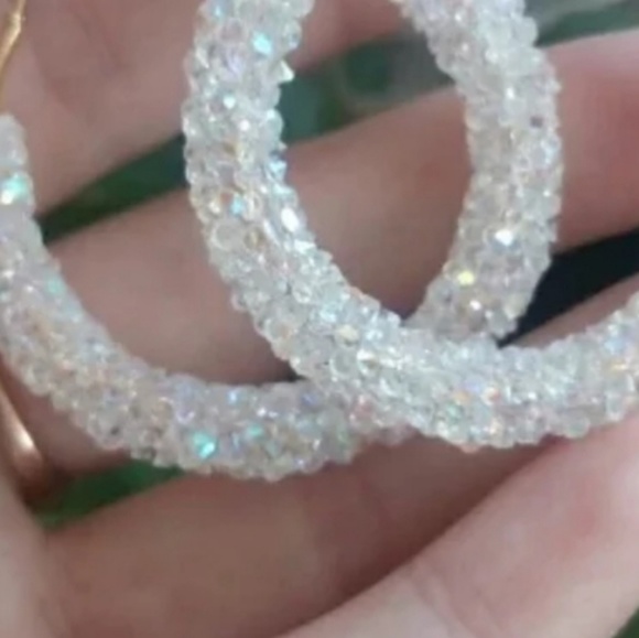 Nelly Hoop Earrings - Picture 6 of 8